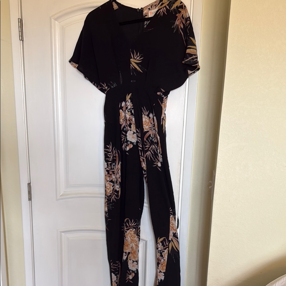 L'ATISTE Black Jumpsuit with Wide-Leg Silhouette